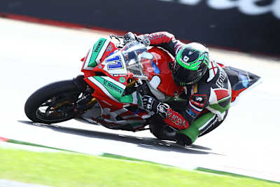 Nürburgring: Sam Lowes dominierte den Auftakt