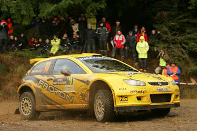 Der Proton Satria in Schottland mit Alister McRae