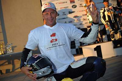 Andi Meklau erweitert Pokal-Sammlung