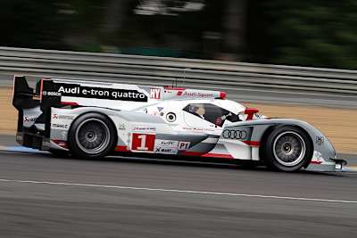 Erste Bestzeit geht an André Lotterer