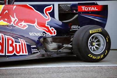 Stein des Anstosses: das Heck des Red Bull Racing RB7