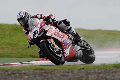 Ayrton Badovini (Ducati) startet am Sonntag erstmals von Pole