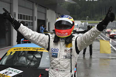 Norbert Siedler freut sich über seinen Sieg am Red Bull Ring