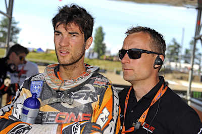 Xavier Boog: Die Saison ist gelaufen (re. Teammanager Antti Pyrhönen)