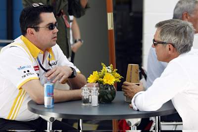 Boullier im Gespräch mit Kubica-Manager Morelli