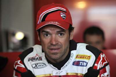 Carlos Checa fordert mehr Motorleistung