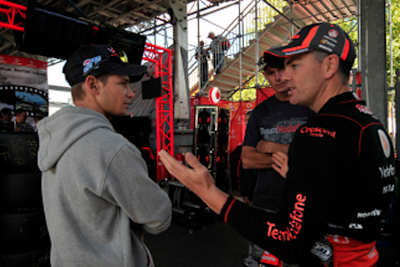 Casey Stoner mit Teamchef Craig Lowndes