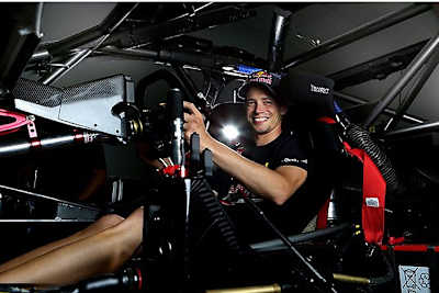 Beeindruckende Fahrkunst von Casey Stoner