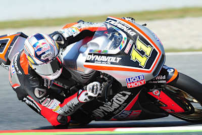 Sandro Cortese auf der Kalex des Dynavolt Intact GP-Teams