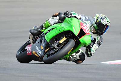 Daniel Sutter ist schnellster Superstock-Pilot