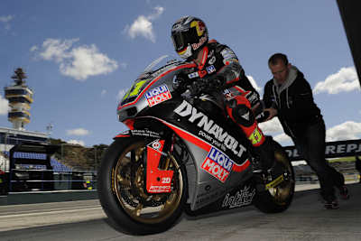 Der Moto3-Weltmeister Sandro Cortese fährt 2013 Moto2