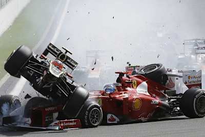 Der Startcrash von Belgien, eine Schlüsselszene der Formel-1-WM 2012