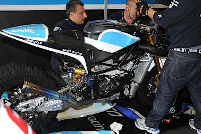 Die Eigenbau-Aprilia vom Frühjahr 2012