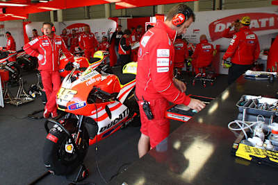 In der Ducati-Box wird nach Lösungen gesucht