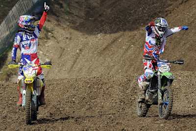 2011: Dungey (li.) und Villopoto jubeln für die USA