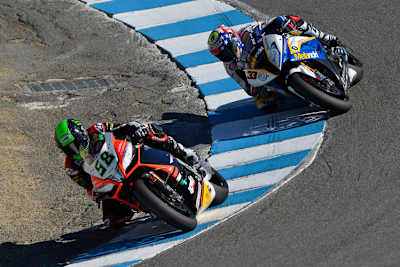 Kurz zuvor ging Laverty (58) in der Corkscrew außen an Melandri vorbei