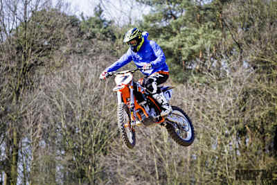 Gibt auch auf zwei Rädern Vollgas: Kimi Räikkönen