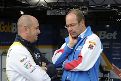 Bernhard Gobmeier (r) hat schon jetzt engen Kontakt zu BMW Italia