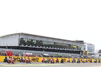 Start zum MotoGP-Rennen in Silverstone