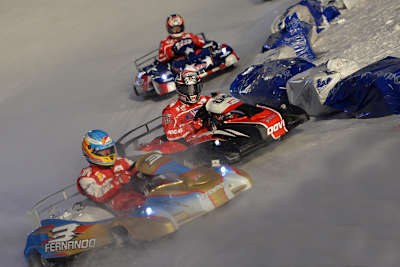 Hart umkämpfter Sieg: Alonso setzte sich gegen Andrea Dovizioso und Nicky Hayden durch