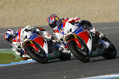 Leon Haslam (91) und Jonathan Rea