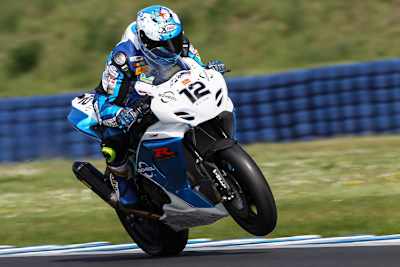 Hommel mit guter Laune in Spanien