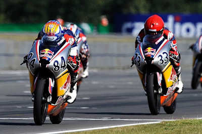 Jakub Kornfeil (#84) und Sturla Fagerhaug (#33)