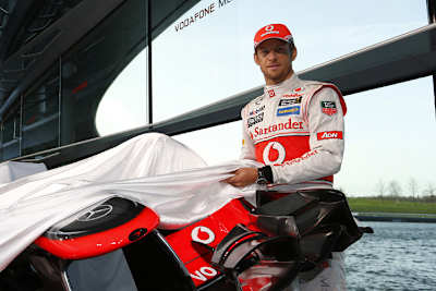 Jenson Button mit Teamkollege Sergio Pérez (re.)