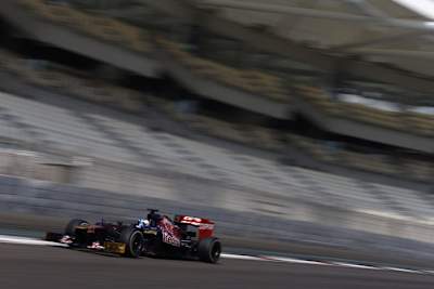 76 Runden im STR7: Johnny Cecotto jr.