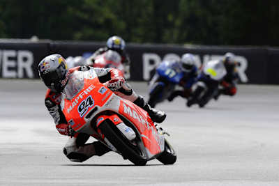 Jonas Folger liess in Brünn alle hinter sich