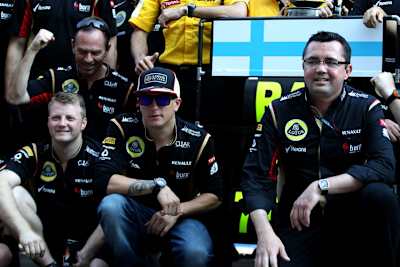 Lotus feiert, Kimi bleibt wie immer cool