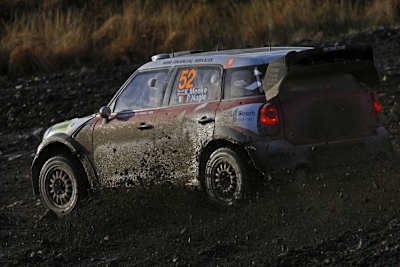 Kris Meeke und Paul Nagle beim WM-Finale