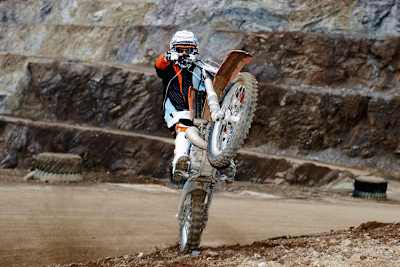 KTM 030610 M8 090 5616