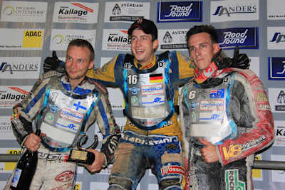 Richard Speiser (Mitte) ist zurück in der Weltspitze