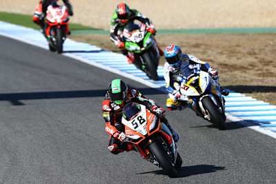 Eugene Laverty vor Marco Melandri und Tom Sykes