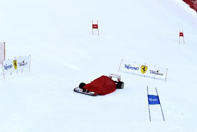 Madonna: Ein Ferrari im Schnee