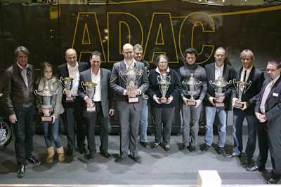 Die Sieger des ADAC GT Masters bzw. deren Vertreter