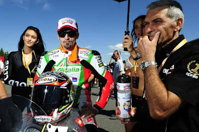 Max Biaggi will weitere Punkte auf Checa aufholen