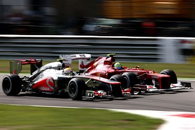 McLaren und Ferrari kämpfen auf Augenhöhe