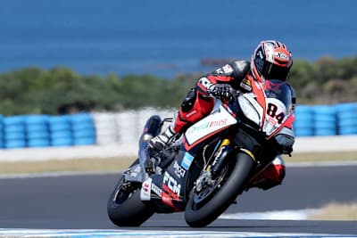 Michel Fabrizio findet Gefallen an der Aprilia RSV4