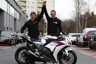 Muggeridge (l.) und Tode machen gemeinsame Sache