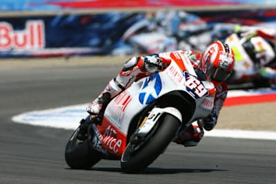 Nicky Hayden 2009 im speziellen Laguna Seca-Design