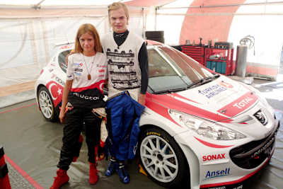 W.G. Ochsenknecht mit Pilotin Burcu Çetinkaya