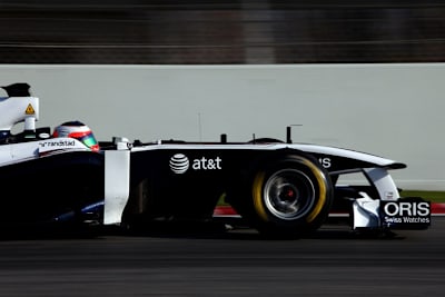 Oris wirbt bereits auf FW33-Frontflügel-Endplatten