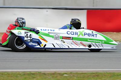 Pekka Päivärinta mit seiner neuen Beifahrerin Kirsi Kainulainen