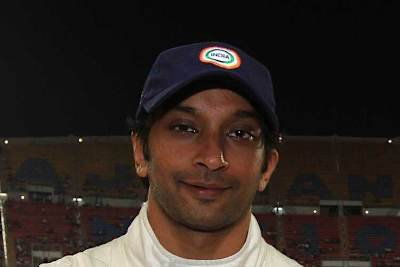 Narain Karthikeyan ist auch ohne Formel 1 glücklich