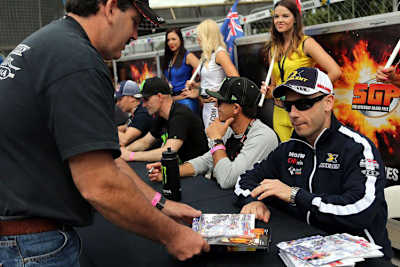 Stars wie Nicki Pedersen gibt ich nicht nur im GP zu sehen