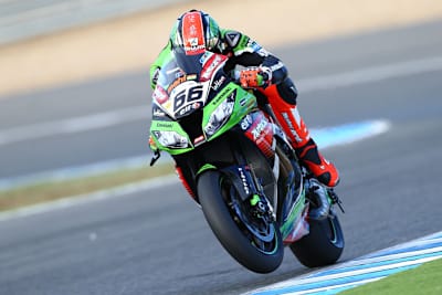 Tom Sykes (Kawasaki) konnte trotz Sturz lachen