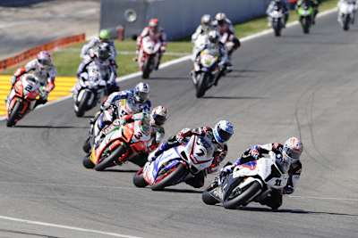 BMW vor dem Rest des Feldes - so hätte man es auch gerne in Assen