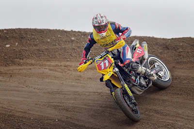 Troy Corser bei seinem Abschied als Rennfahrer 2011